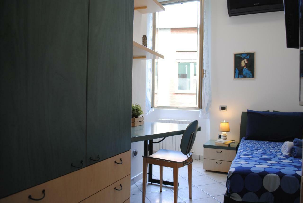Bnbook - Borromeo 1 Rho Buitenkant foto